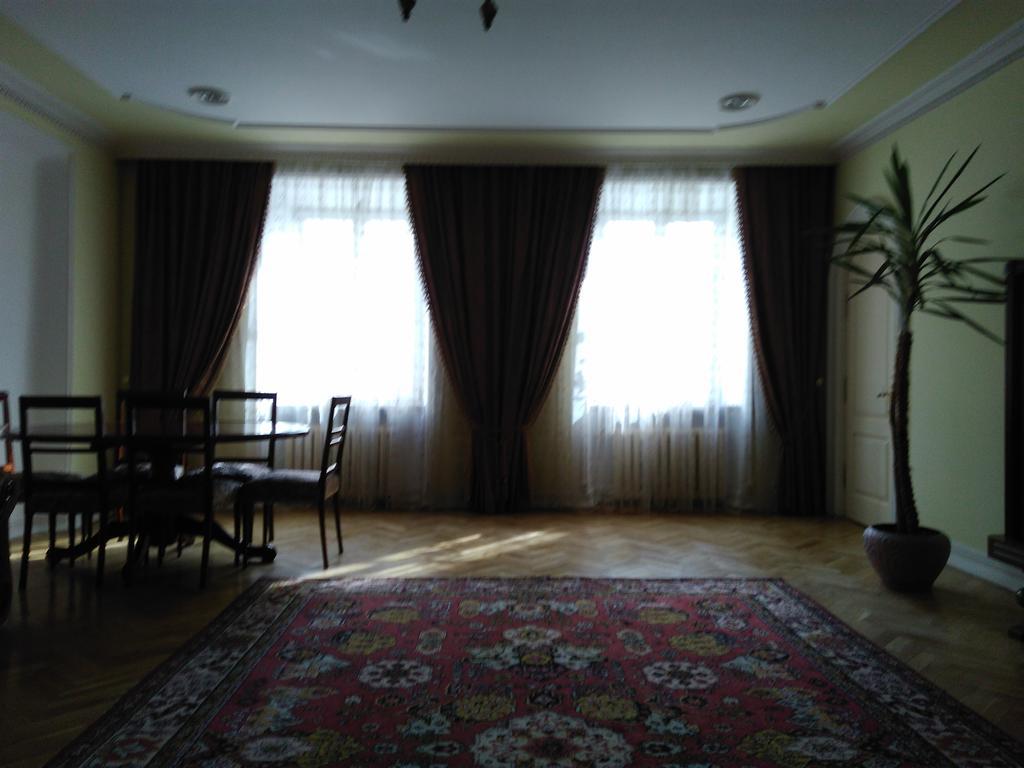 Apartment Na Rynok Square Львов Экстерьер фото