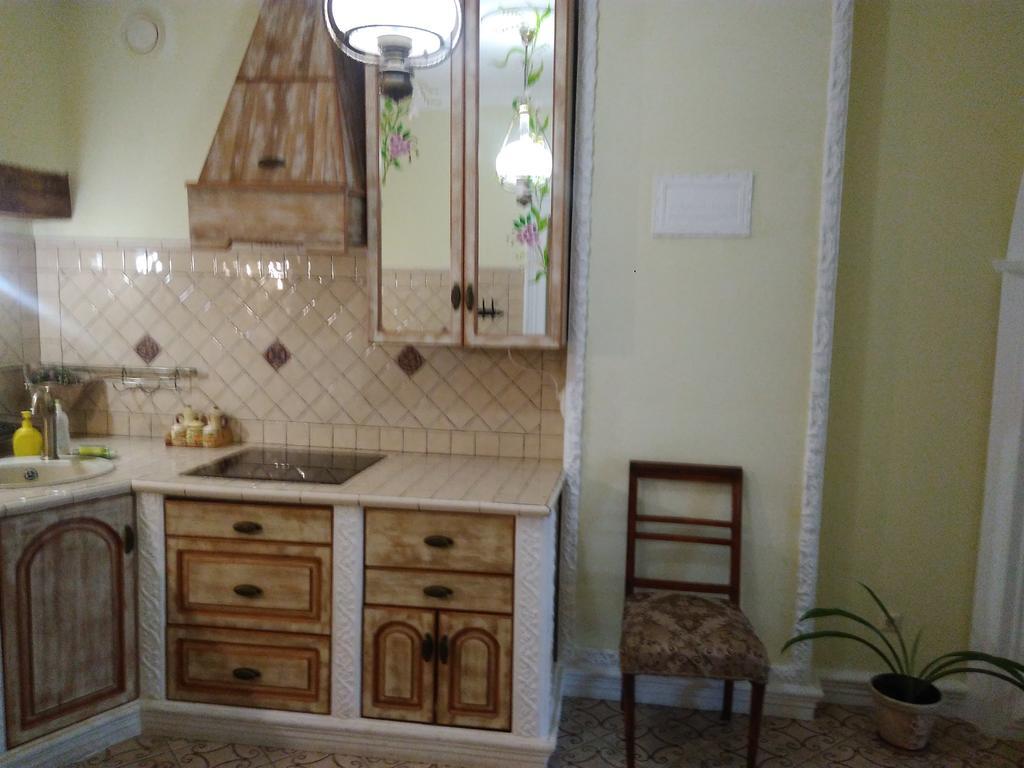Apartment Na Rynok Square Львов Экстерьер фото