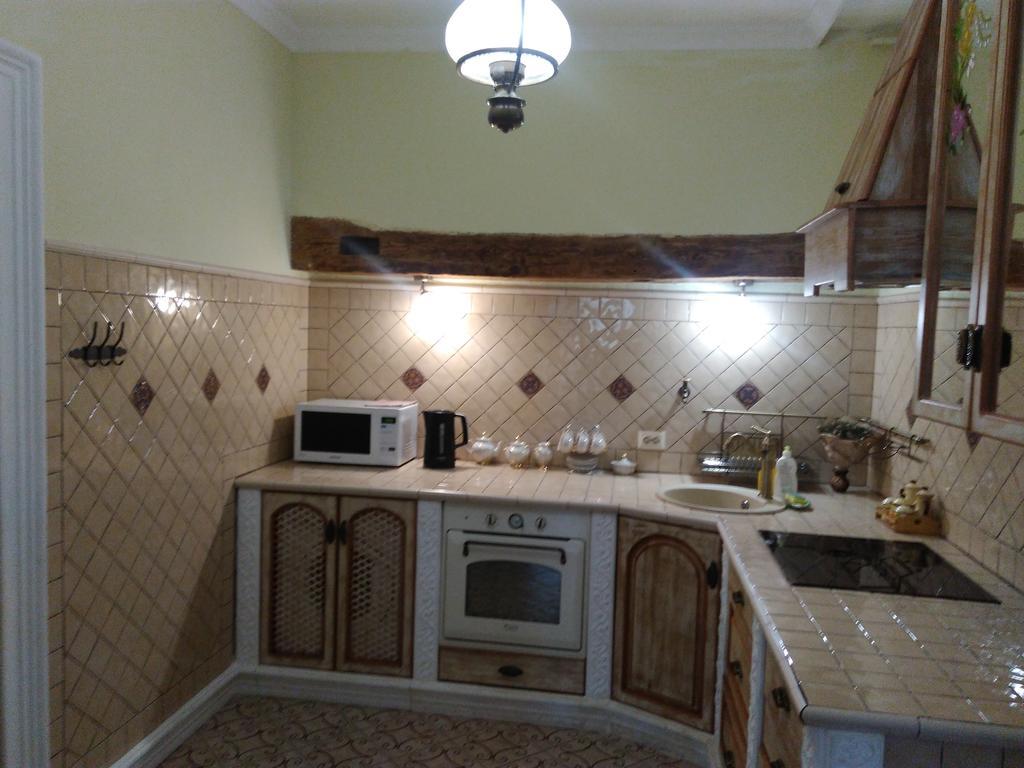 Apartment Na Rynok Square Львов Экстерьер фото